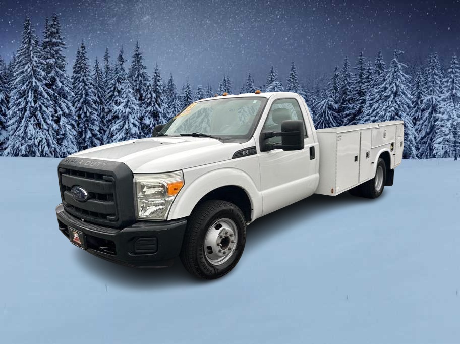 2013 Ford F-350 Super Duty Chassis Cab's photo