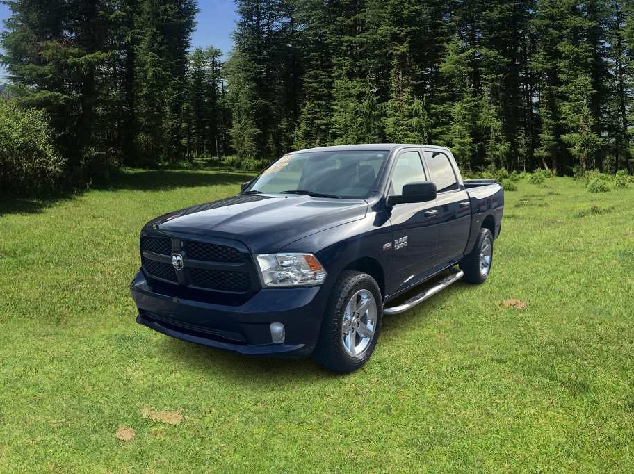 2016 RAM 1500 Express 4x4 Crew Cab 5'7" (Fleet)'s photo
