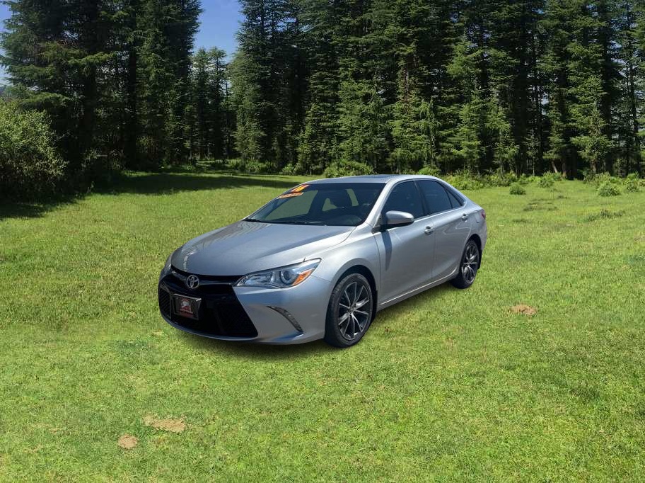 2016 Toyota Camry 2.5 Auto XSE's photo