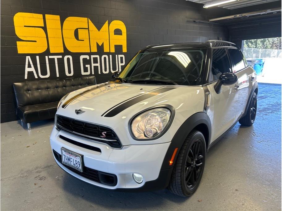 2015 MINI Countryman Countryman S's photo