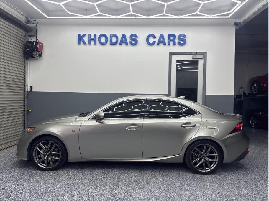 2015 Lexus IS 350's photo