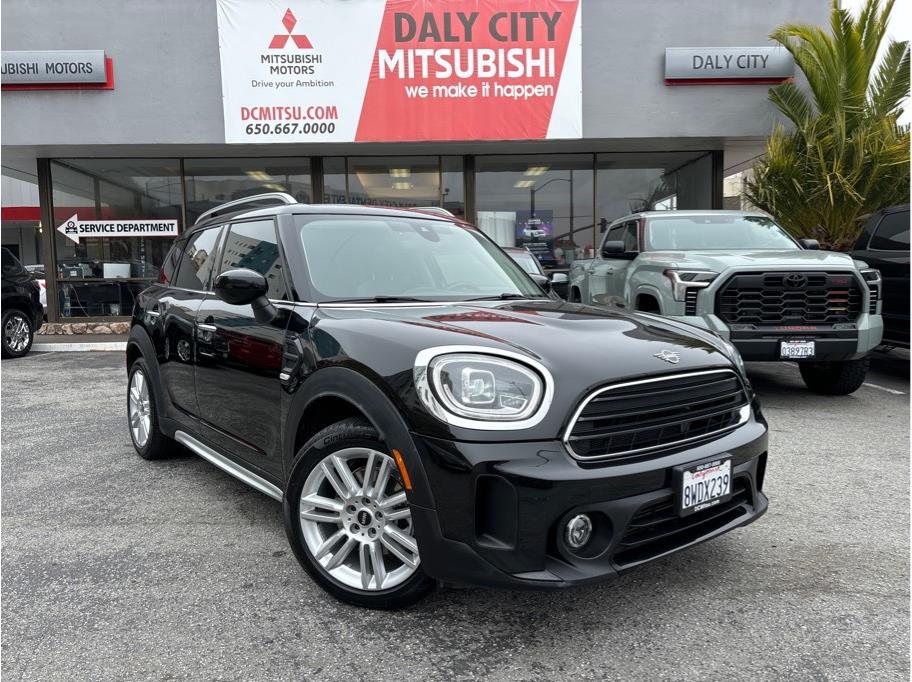 2022 MINI Countryman Oxford Edition's photo