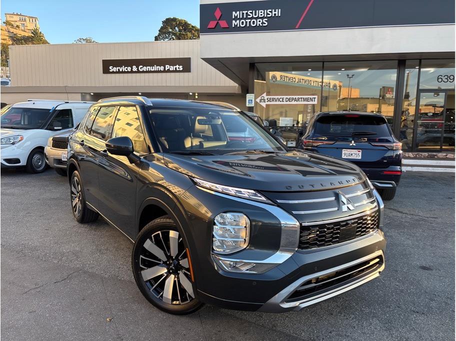 2026 Mitsubishi Outlander SEL's photo