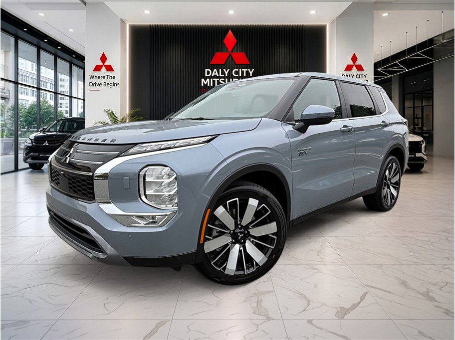 2026 Mitsubishi Outlander Plug-in Hybrid SE S-AWC's photo