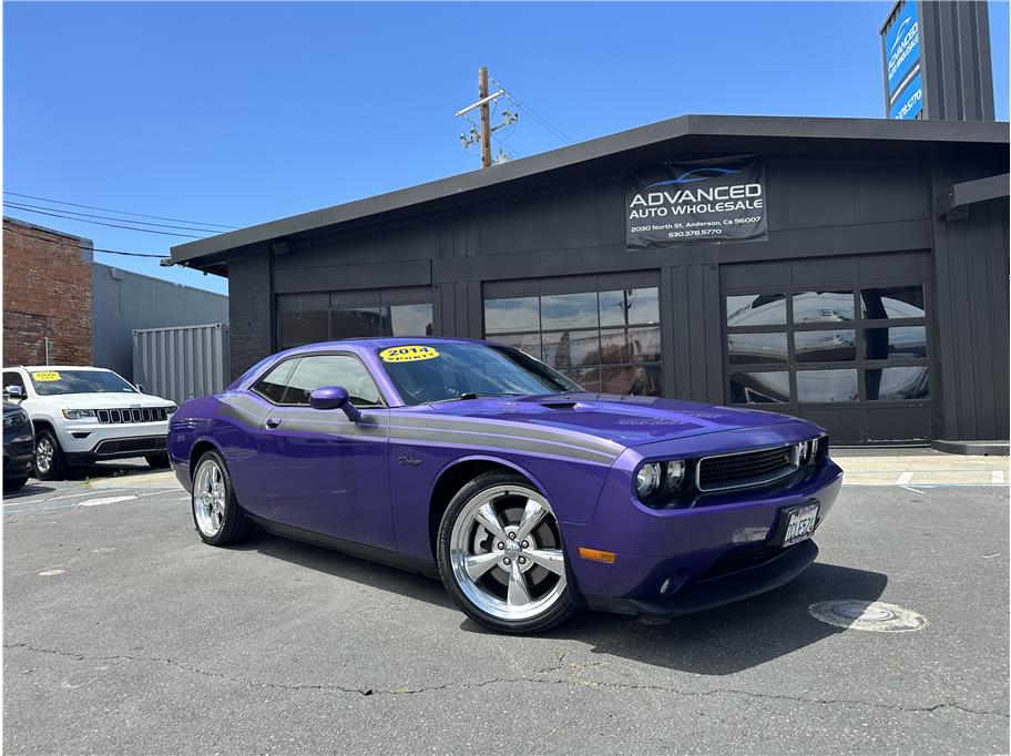 2014 Dodge Challenger's photo