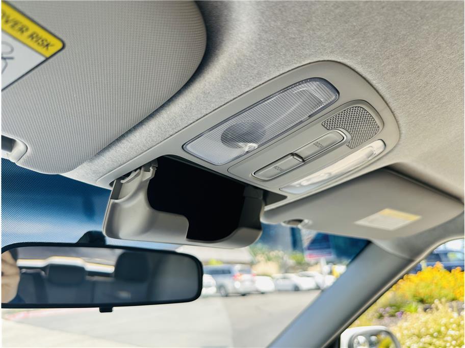 2015 Kia Soul EV Base - Photo 28