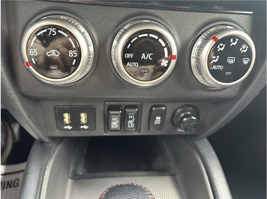 2025 Mitsubishi Outlander Sport ES - Photo 18