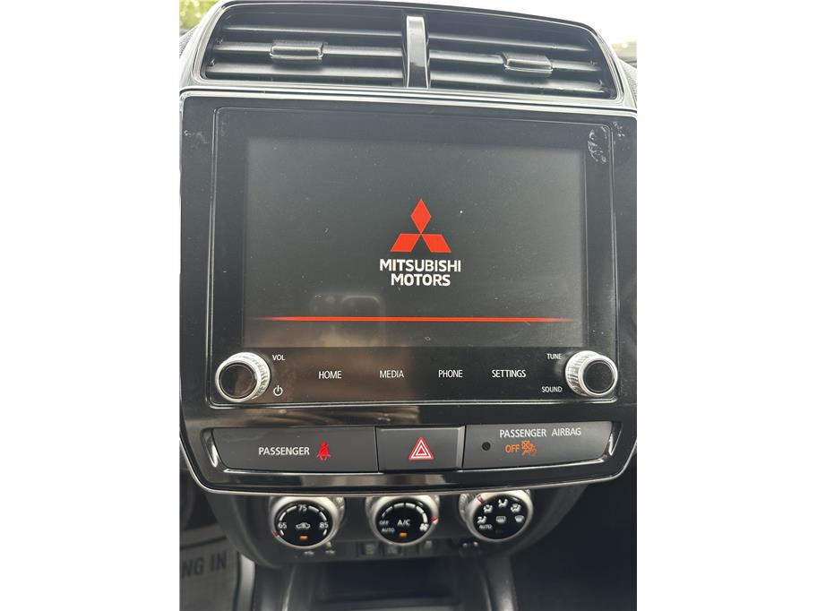2025 Mitsubishi Outlander Sport ES - Photo 27