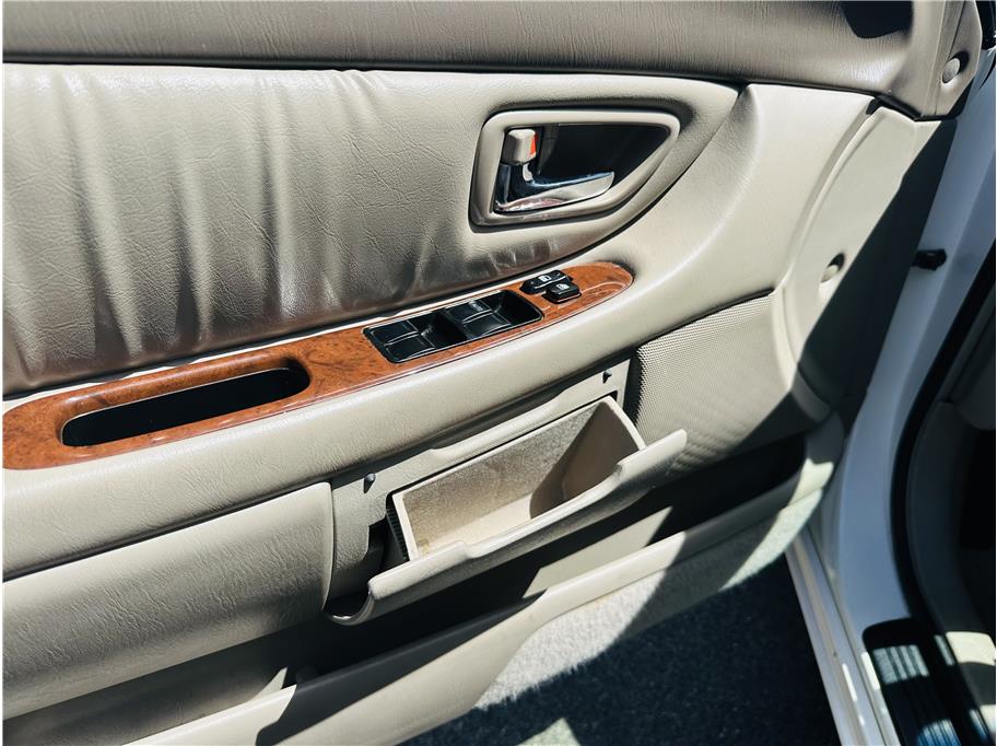 2002 Toyota Avalon XLS - Photo 17