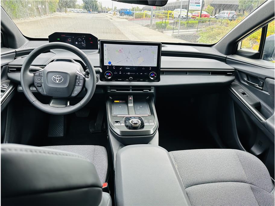2026 Toyota bZ XLE - Photo 12