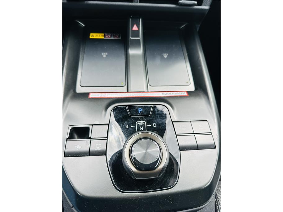 2026 Toyota bZ XLE - Photo 15