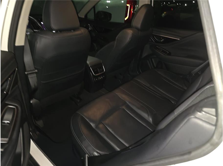 2020 Subaru Outback Limited - Photo 12