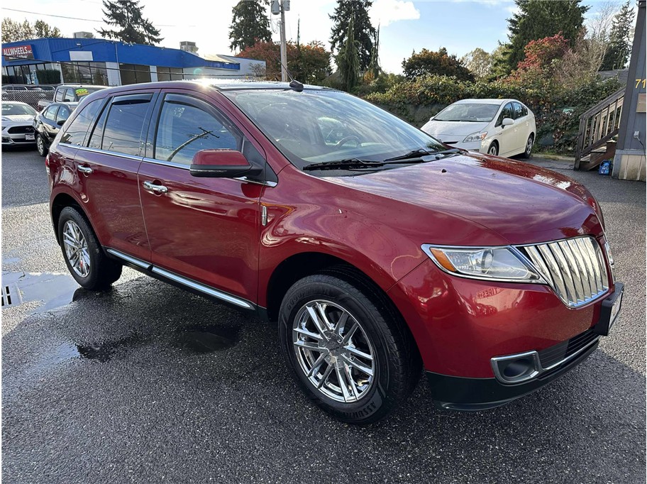 2013 Lincoln MKX photo 3