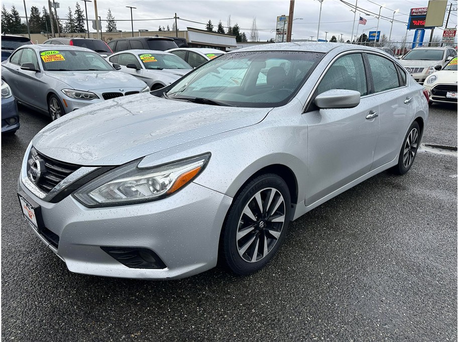 2018 Nissan Altima SV