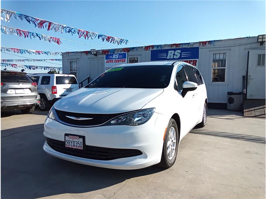 2017 Chrysler Pacifica LX