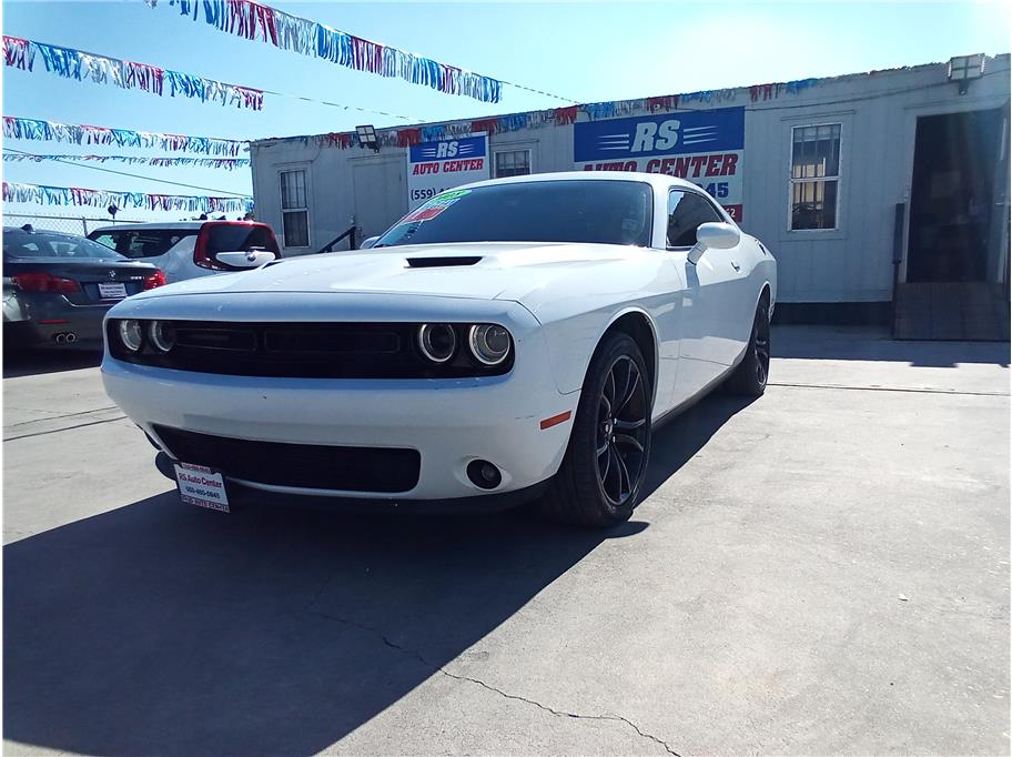 2018 Dodge Challenger SXT Plus
