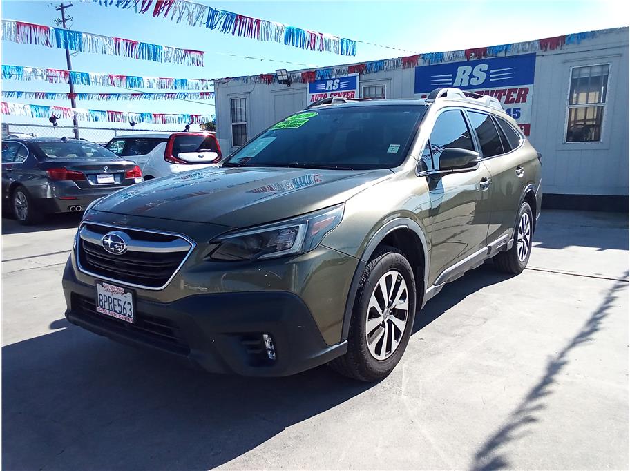 2020 Subaru Outback Premium's photo