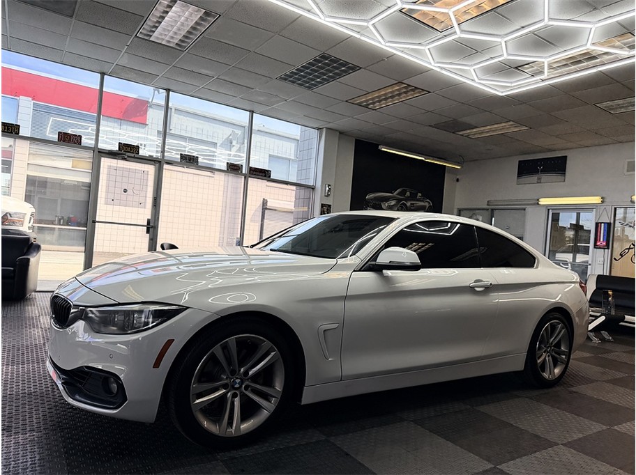 2018 BMW 4 Series 430i Coupe's photo