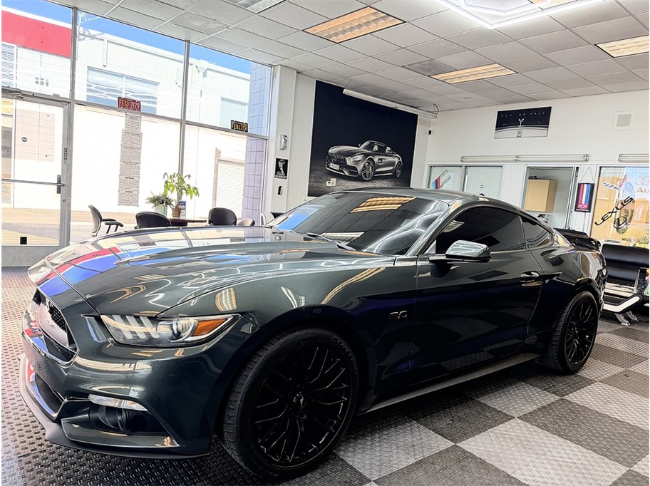 2016 Ford Mustang GT Coupe Premium's photo