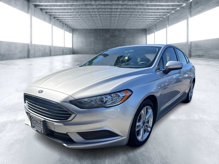 2018 Ford Fusion SE's photo