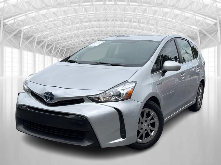 2017 Toyota Prius v Five