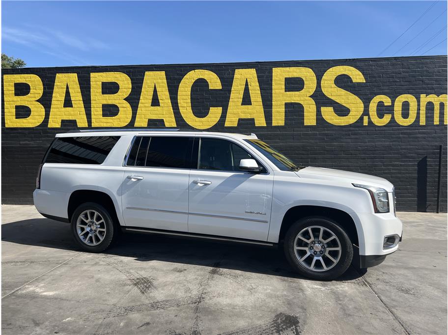2017 GMC Yukon Denali AWD's photo