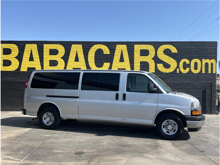 2019 Chevrolet Express 3500 LT Extended's photo