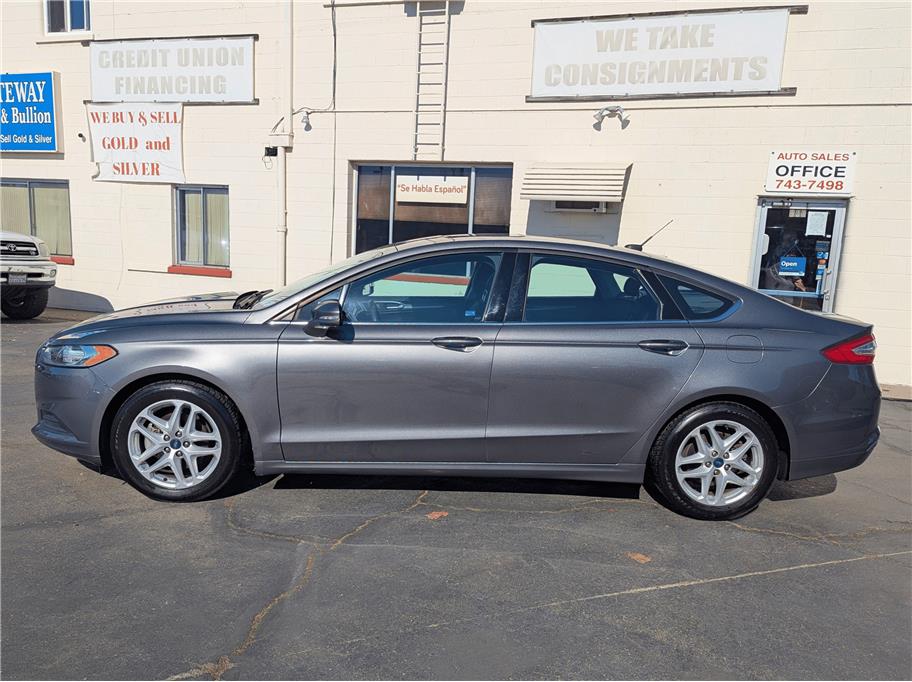 2014 Ford Fusion SE