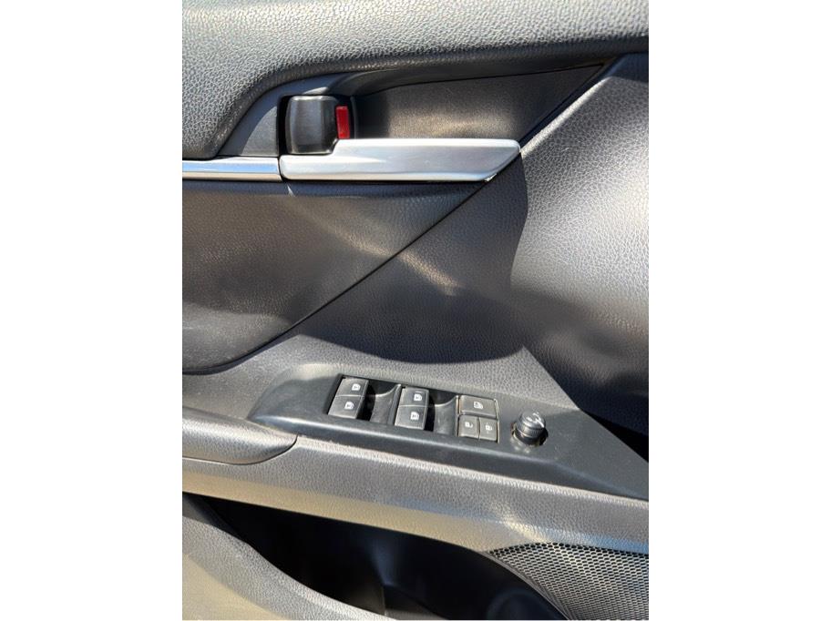 2020 Toyota Camry 17