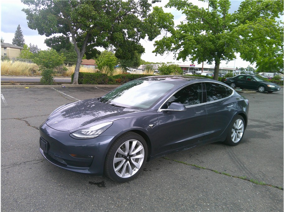 2018 Tesla Model 3 Long Range's photo