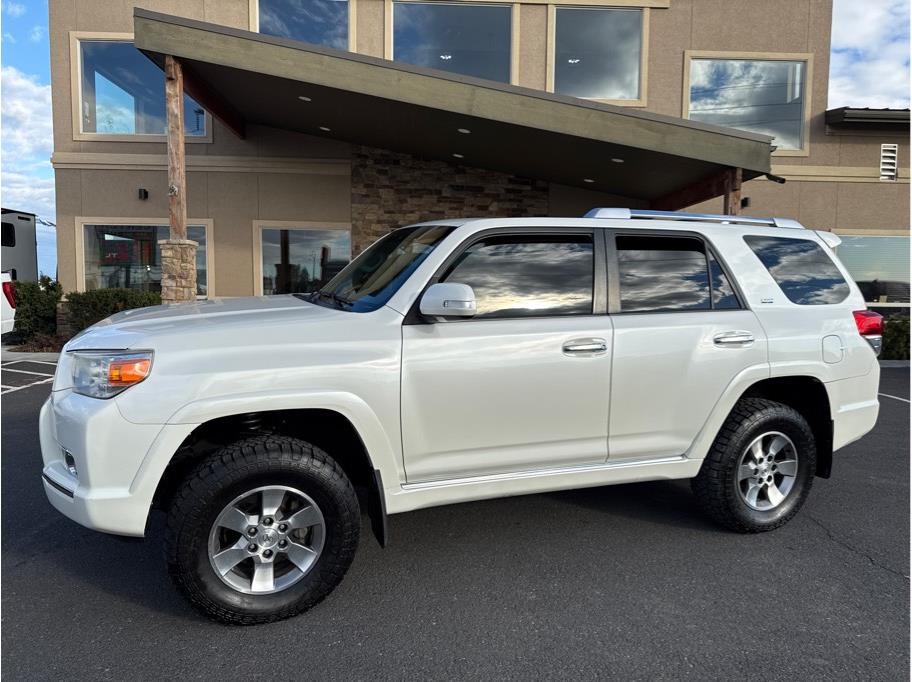 2013 Toyota 4Runner SR5 V6's photo