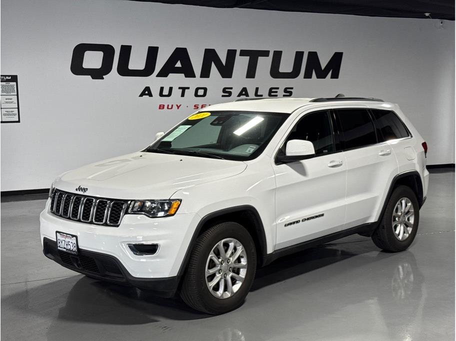 2021 Jeep Grand Cherokee Laredo E's photo