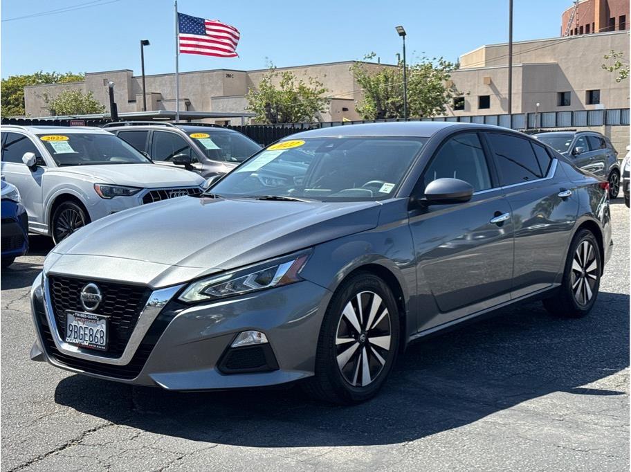 2022 Nissan Altima 2.5 SV's photo