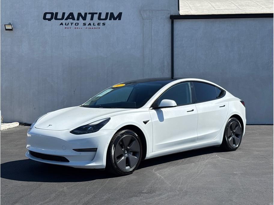 2022 Tesla Model 3 Long Range Dual Motor All-Wheel Drive's photo