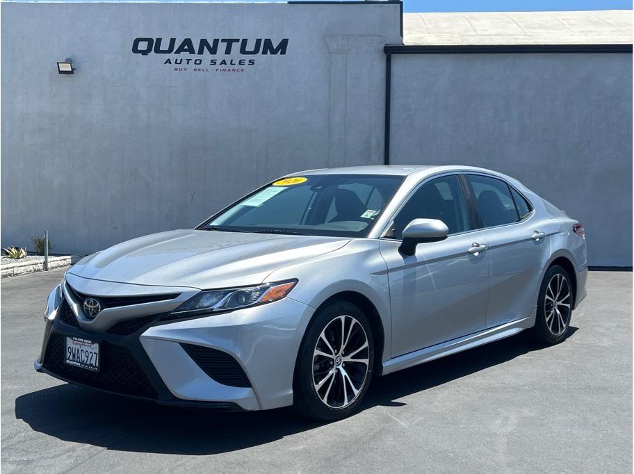 2020 Toyota Camry 2.5 Auto SE's photo