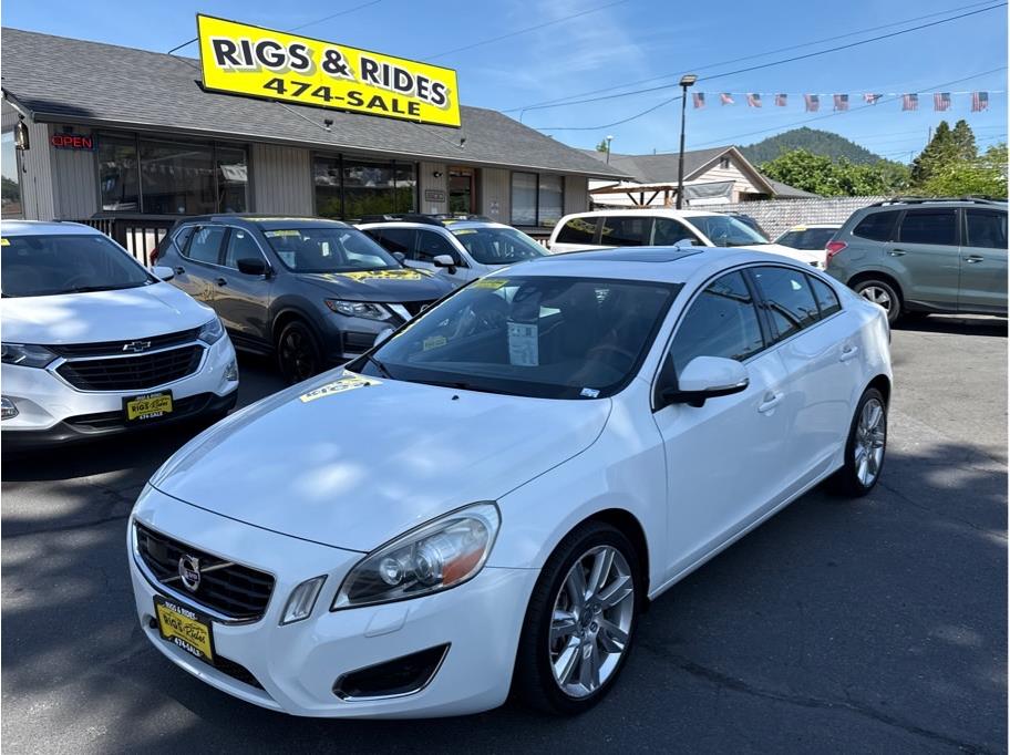 2012 Volvo S60 T5 FWD Auto's photo