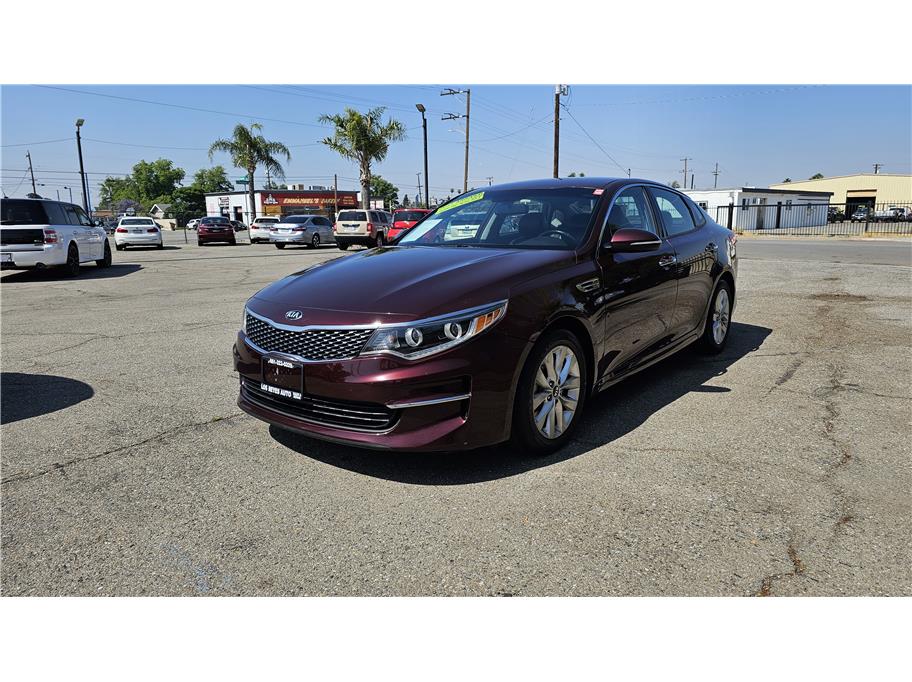 2016 Kia Optima EX AT's photo