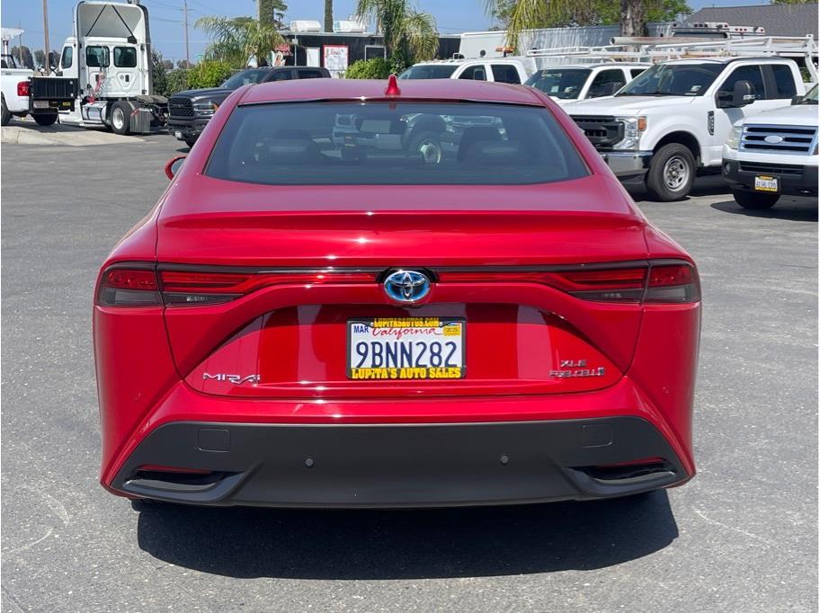 2022 Toyota Mirai XLE photo 4