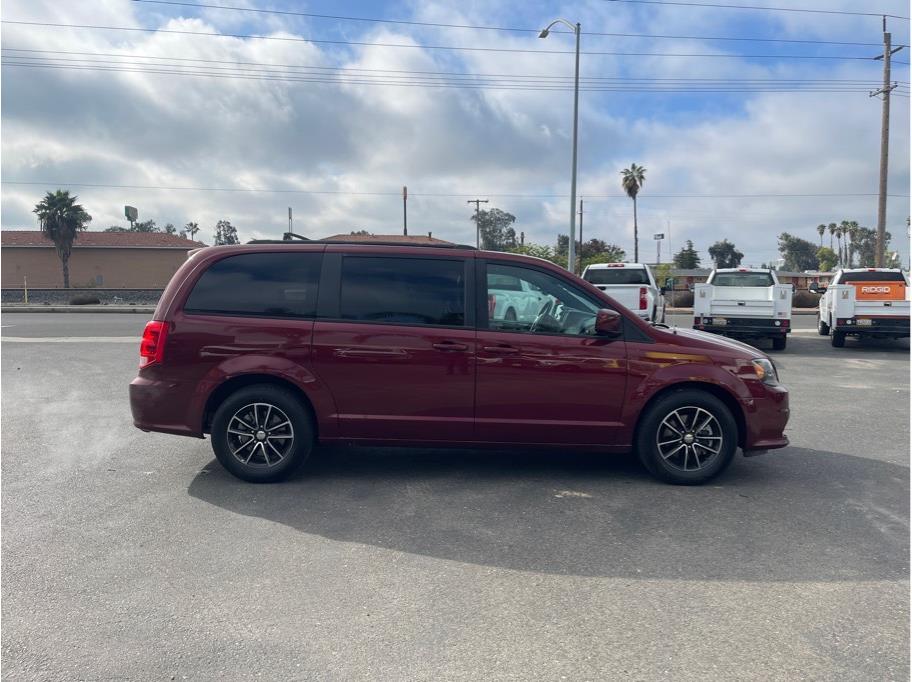2018 Dodge Grand Caravan GT photo 4