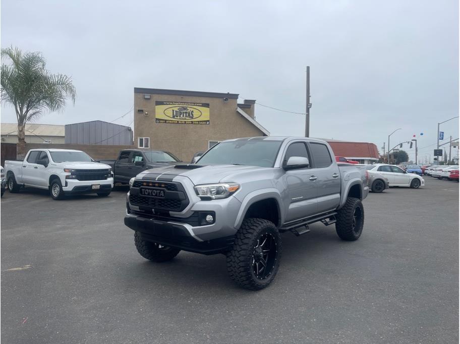2019 Toyota Tacoma TRD Sport's photo