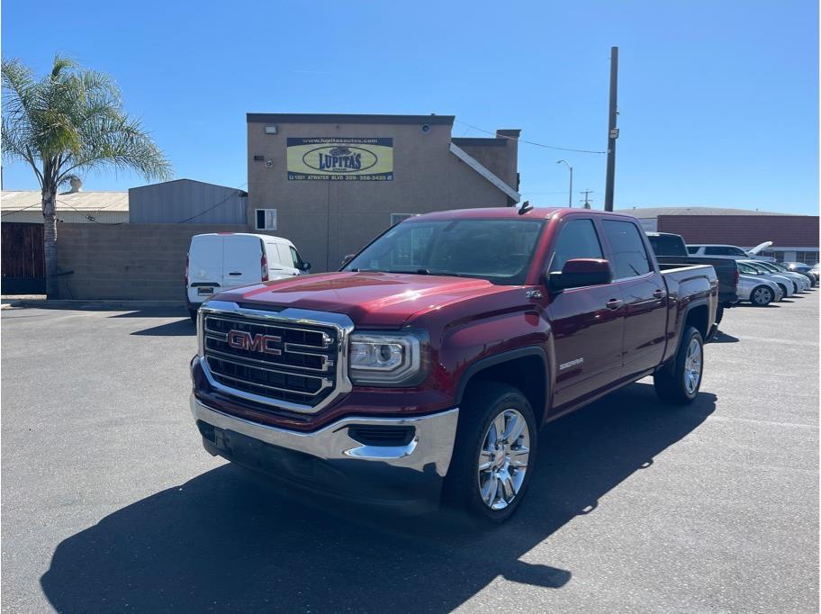 2016 GMC Sierra 4WD Crew Cab Short Box SLE's photo