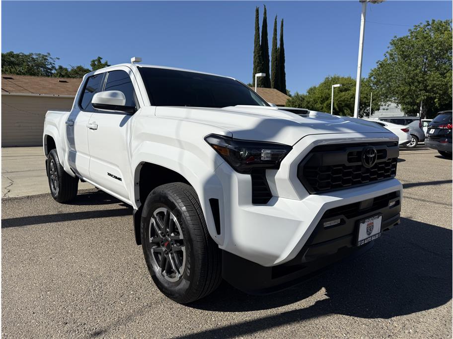 2026 Toyota Tacoma TRD Sport 4x4 Double Cab Long Bed's photo