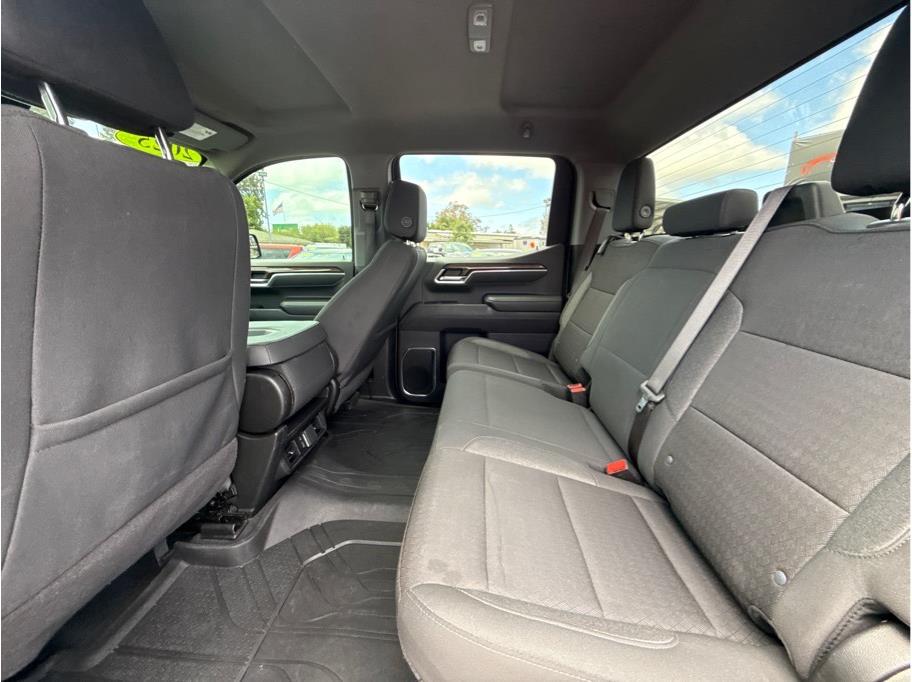 2025 Chevrolet Silverado 1500 LT - Photo 11