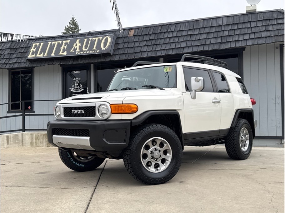 2013 Toyota FJ Cruiser Base