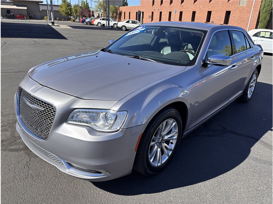 2016 Chrysler 300 300C Sedan 4D