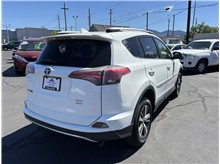 2017 Toyota RAV4 XLE Sport Utility 4D Thumbnail 5