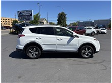 2017 Toyota RAV4 XLE Sport Utility 4D Thumbnail 6