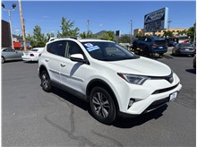 2017 Toyota RAV4 XLE Sport Utility 4D Thumbnail 7