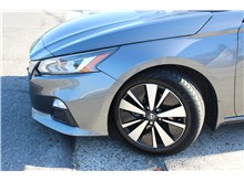 2021 Nissan Altima 2.5 SV Sedan 4D Thumbnail 4