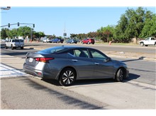2021 Nissan Altima 2.5 SV Sedan 4D Thumbnail 6